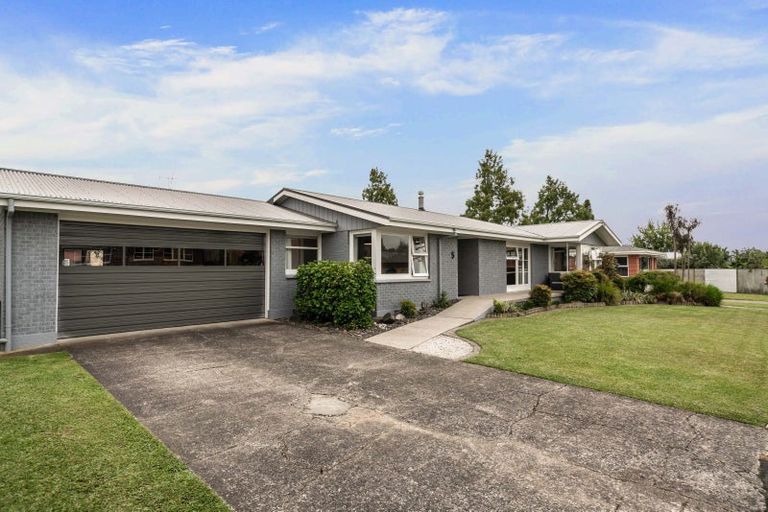 Photo of property in 5 Garrick Place, Beerescourt, Hamilton, 3200