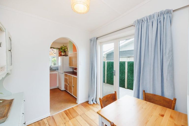 Photo of property in 16 Chrystal Street, Foxton Beach, Foxton, 4815