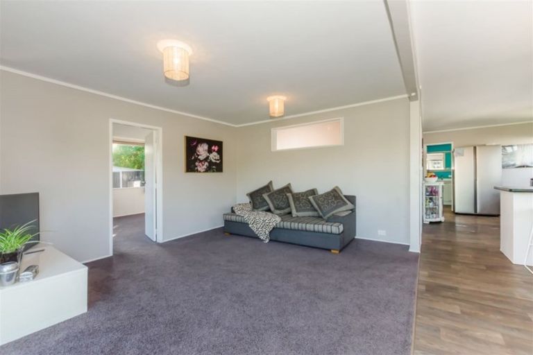Photo of property in 15 Bahama Crescent, Paraparaumu Beach, Paraparaumu, 5032