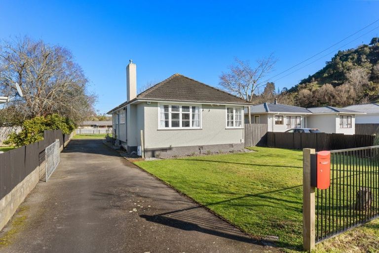 Photo of property in 43 Lewis Avenue, Aramoho, Whanganui, 4500