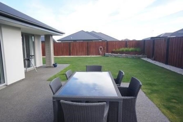 Photo of property in 22 Highgate Drive, Rangiora, 7400