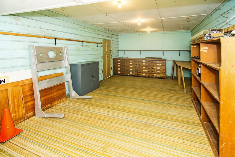 Photo of property in 10 Albert Street, Island Bay, Wellington, 6023