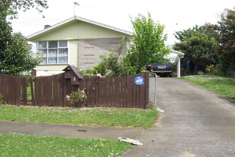Photo of property in 3 Rush Place, Mangere, Auckland, 2022