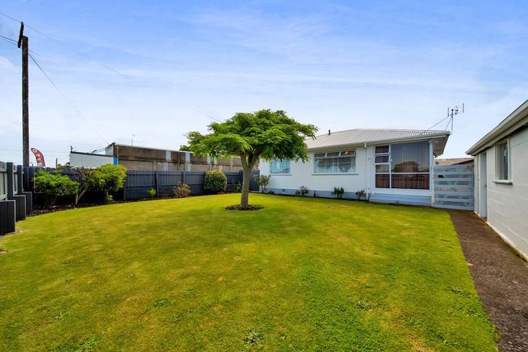 Photo of property in 19a Tawhiti Road, Hawera, 4610