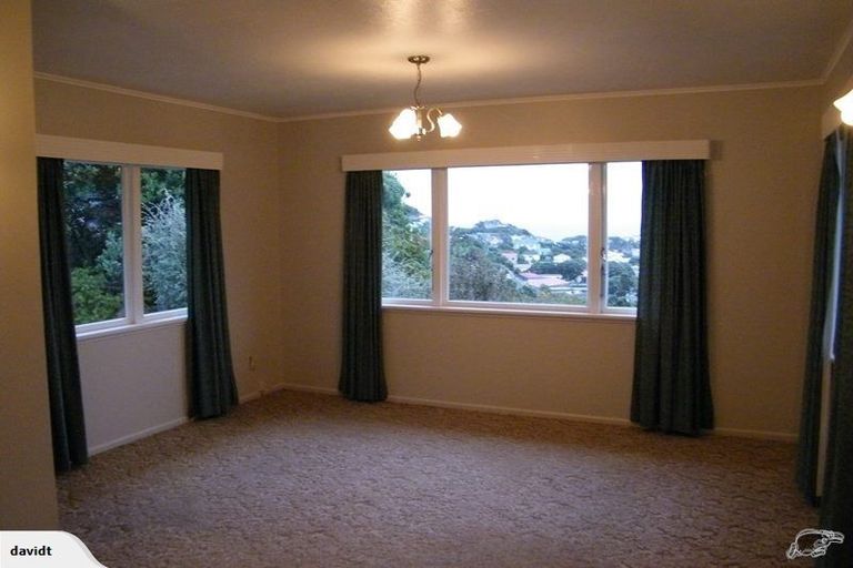Photo of property in 1 Mace Street, Island Bay, Wellington, 6023