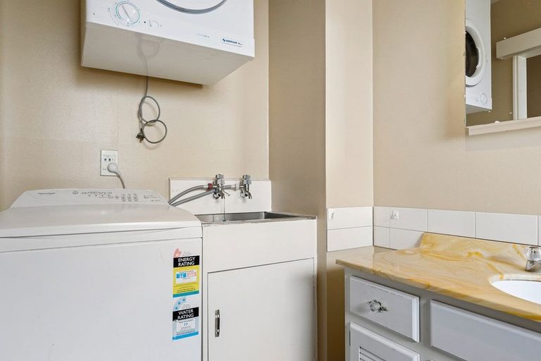 Photo of property in 17 Lake Terrace Road, Burwood, Christchurch, 8061