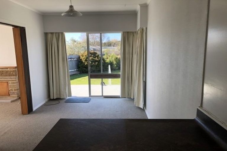 Photo of property in 7 Sinclair Avenue, Highbury, Palmerston North, 4412