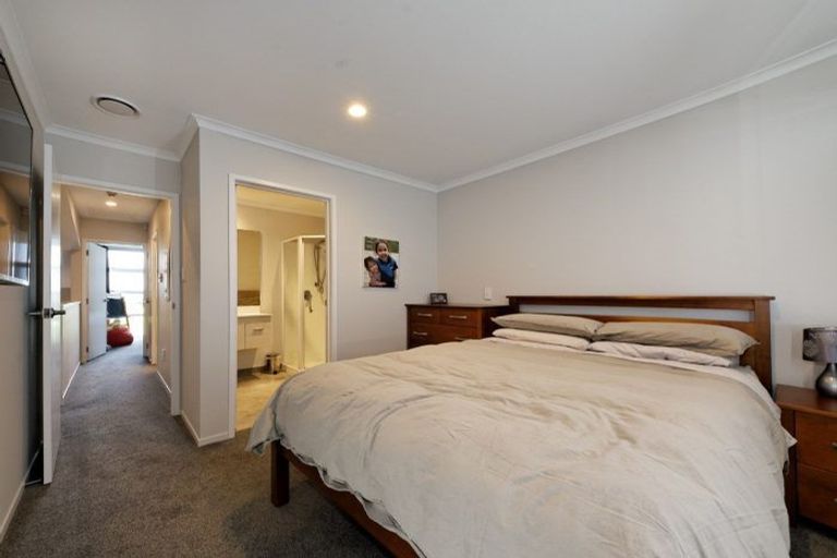 Photo of property in 22 Squadron Drive, Hobsonville, Auckland, 0616