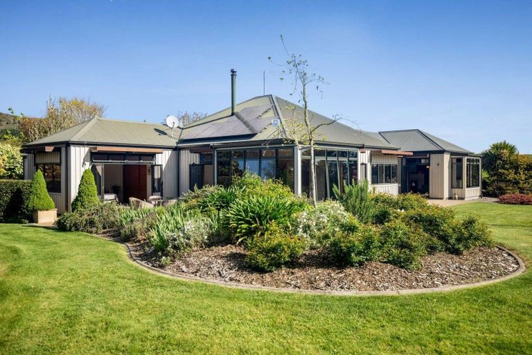 Photo of property in 37 Burwood Road, Tikitere, Rotorua, 3074