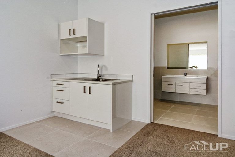 Photo of property in 2b Meteor Road, Hobsonville, Auckland, 0616