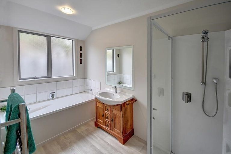 Photo of property in 300b Gladstone Road North, Mosgiel, 9092