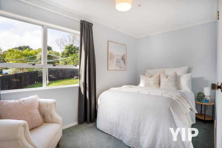 Photo of property in 4 Curacao Place, Grenada Village, Wellington, 6037