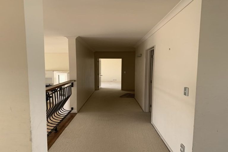 Photo of property in 5 Javelin Close, Gulf Harbour, Whangaparaoa, 0930