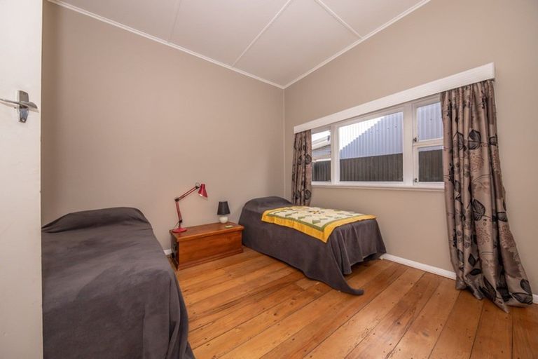 Photo of property in 55 Romilly Street, Westport, 7825