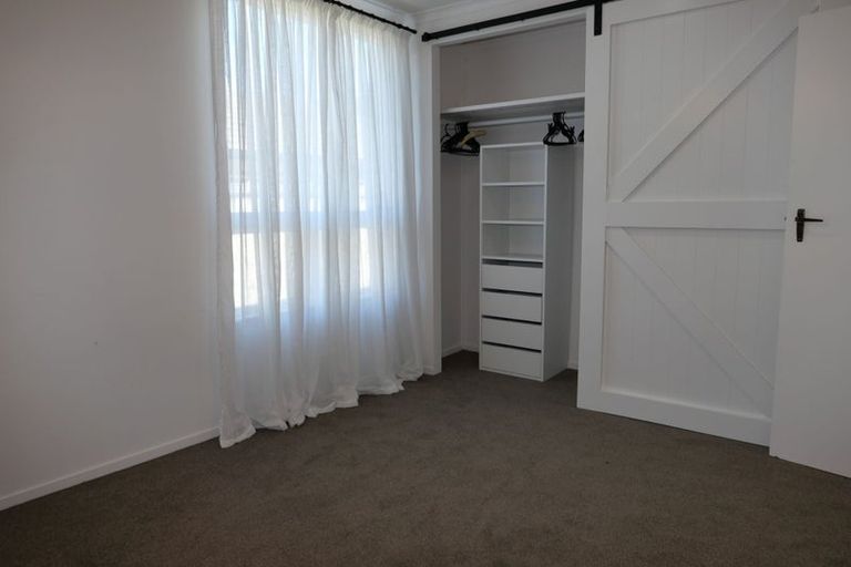 Photo of property in 70a Rimu Road, Raumati Beach, Paraparaumu, 5032