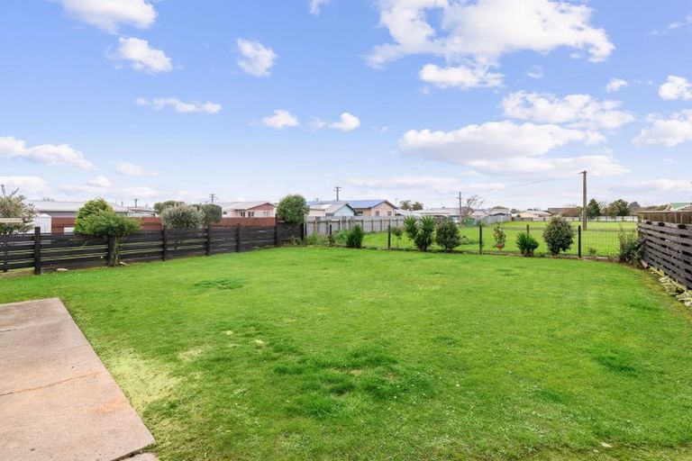 Photo of property in 14 Grenville Street, Levin, 5510