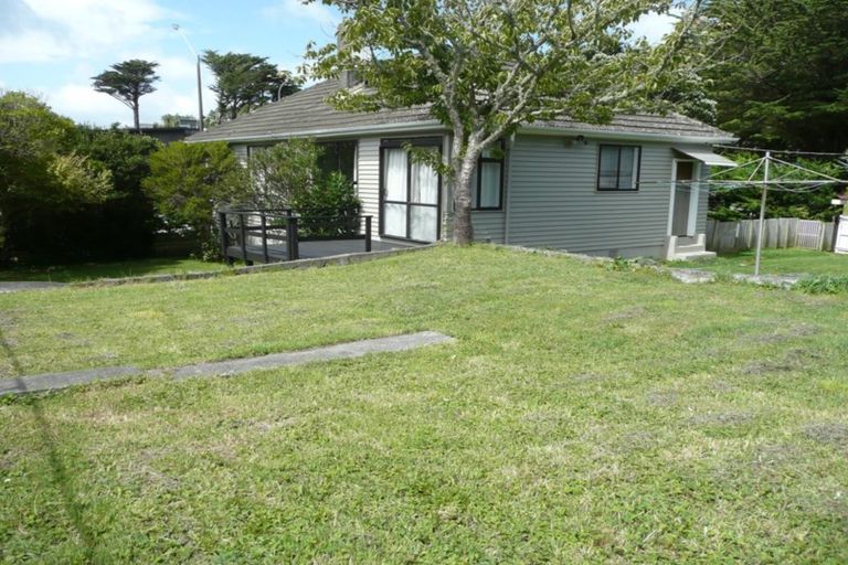 Photo of property in 54 Haumia Street, Johnsonville, Wellington, 6037