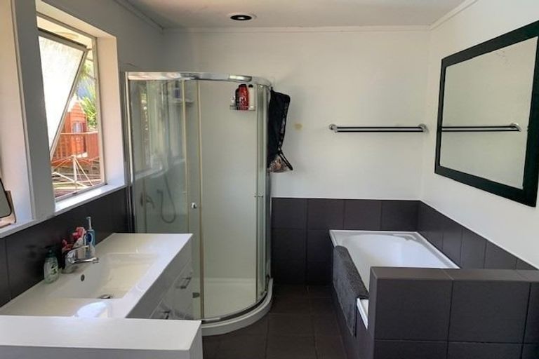 Photo of property in 12 Montana Place, Dinsdale, Hamilton, 3204