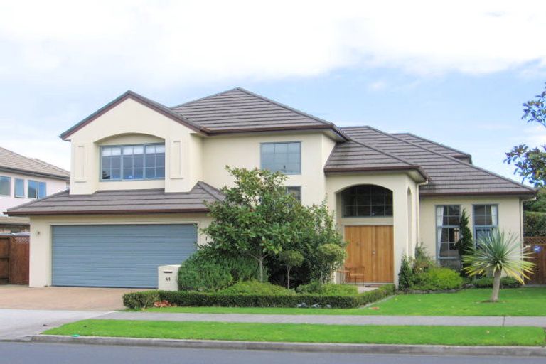 Photo of property in 41 Middlefield Drive, East Tamaki Heights, Auckland, 2016