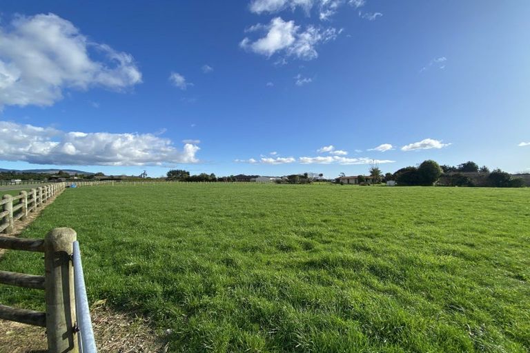 Photo of property in 25 Milbel Way, Levin, 5571