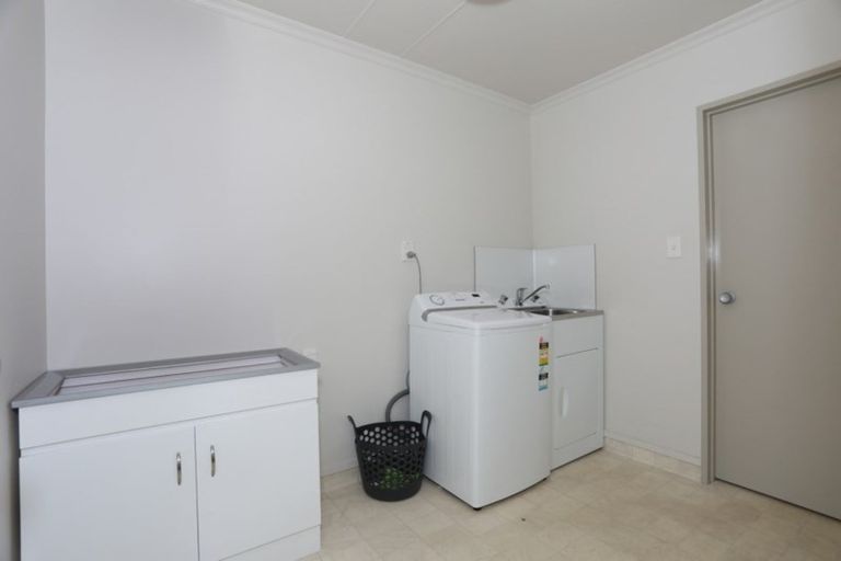 Photo of property in 6 Tennent Court, Marton, 4710