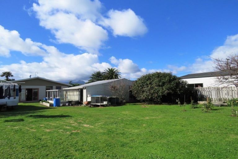 Photo of property in 132 Derby Street, Westport, 7825