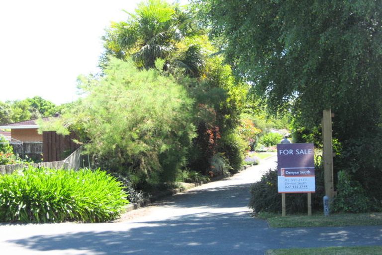 Photo of property in 2/7 Coachman Lane, Opawa, Christchurch, 8023