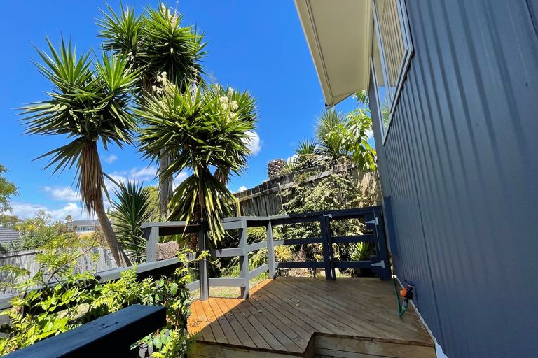 Photo of property in 1/22 Sherie Place, Howick, Auckland, 2014