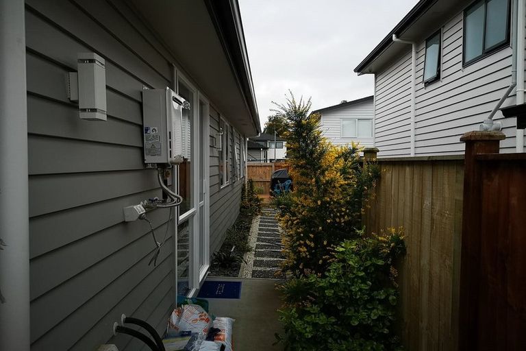 Photo of property in 4 Mardell Avenue, Hobsonville, Auckland, 0616