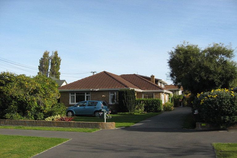 Photo of property in 139 Hamilton Avenue, Ilam, Christchurch, 8041
