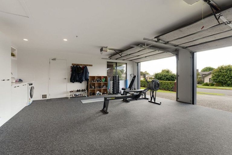 Photo of property in 18 Alva Glen Place, Pyes Pa, Tauranga, 3112