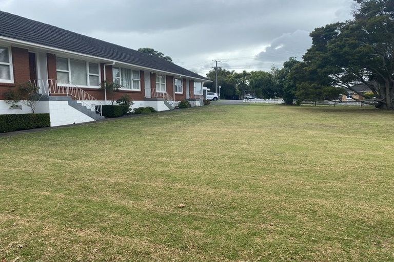 Photo of property in 2112/110 East Coast Road, Forrest Hill, Auckland, 0620