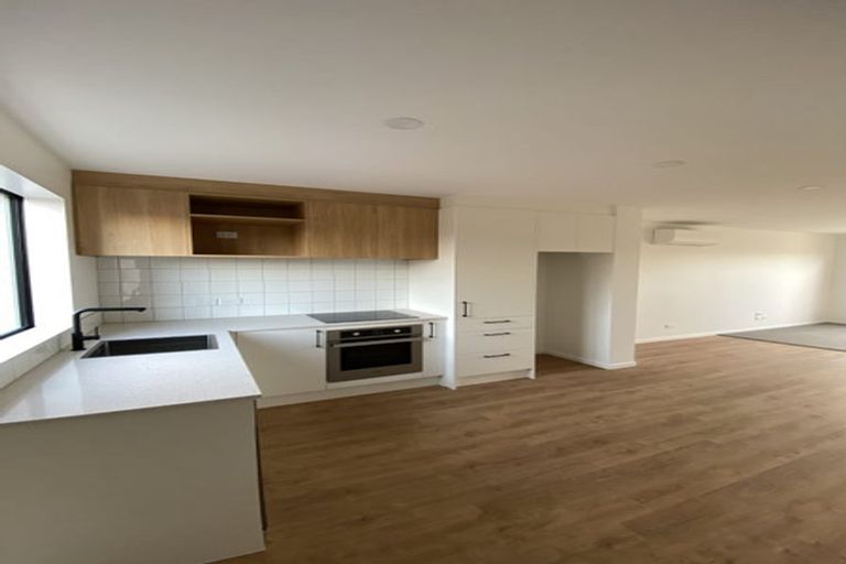 Photo of property in 16 Piripiri Place, Broomfield, Christchurch, 8042