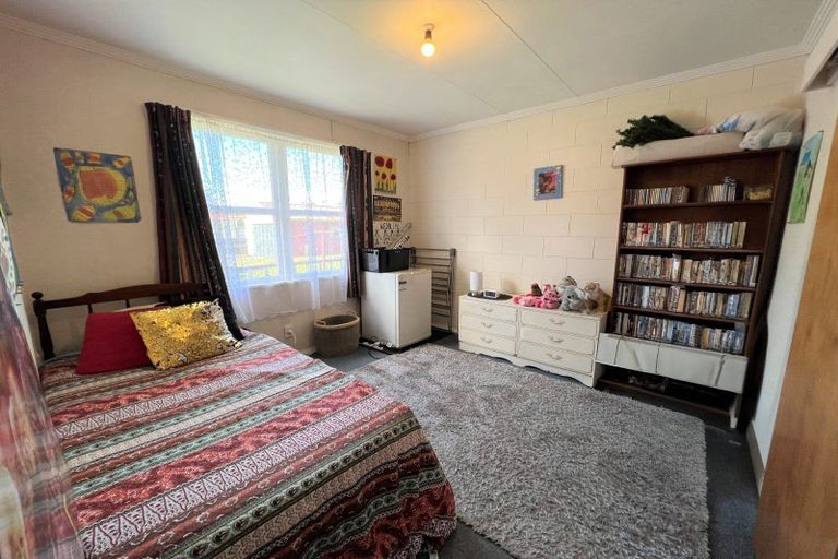 Photo of property in 3/100 Pitt Street, Palmerston North, 4410