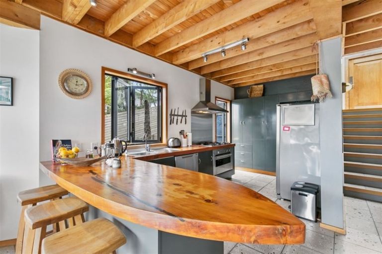 Photo of property in 66 Spinnaker Drive, Te Atatu Peninsula, Auckland, 0610