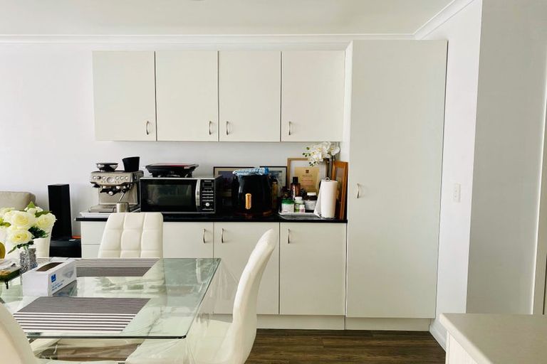 Photo of property in 65 Chiefs Court, Hamilton East, Hamilton, 3216