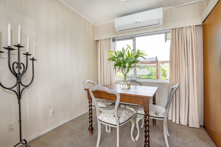 Photo of property in 90 Napier Road, Havelock North, 4130