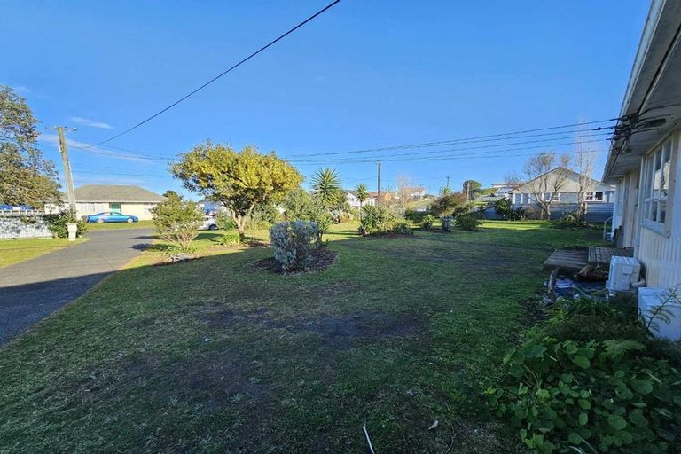 Photo of property in 53-61 Kowhai Street, Castlecliff, Whanganui, 4501