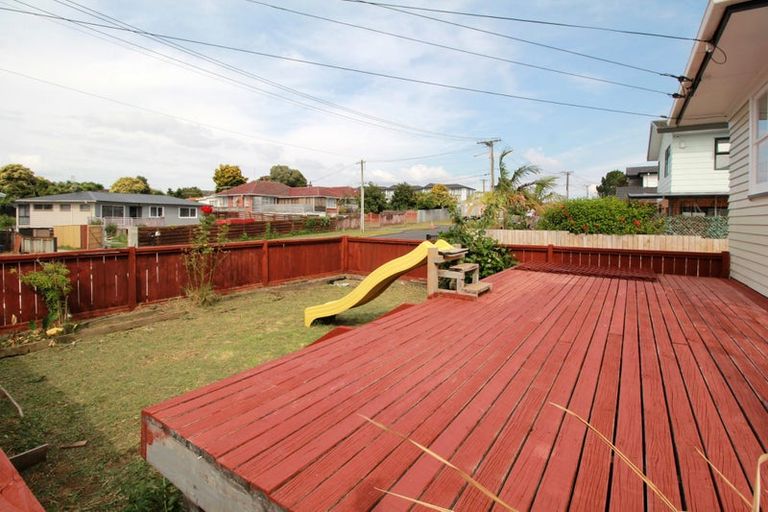 Photo of property in 1/5 Esperanto Road, Papatoetoe, Auckland, 2025