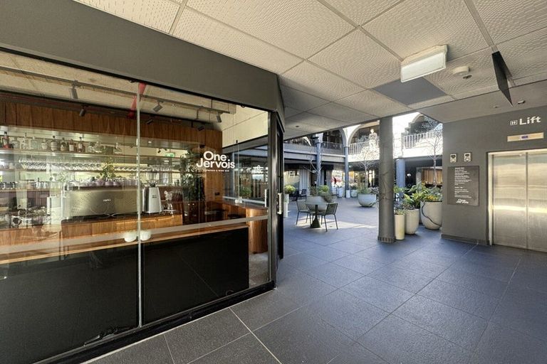 Photo of property in 1 Jervois Road, Jervoistown, Napier, 4112