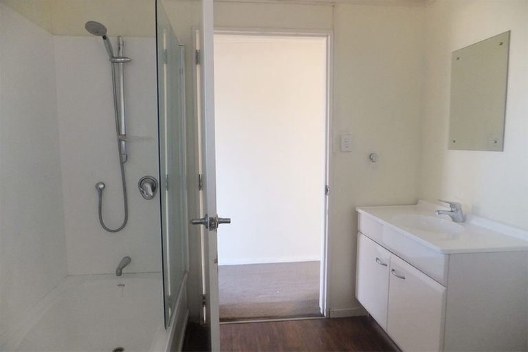 Photo of property in 37 Hillier Place, Spreydon, Christchurch, 8024