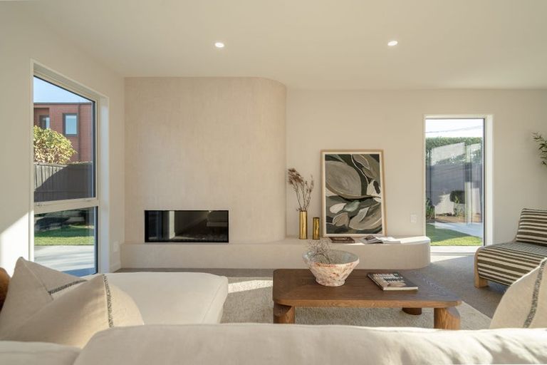 Photo of property in 76 Wai-iti Terrace, Bryndwr, Christchurch, 8052