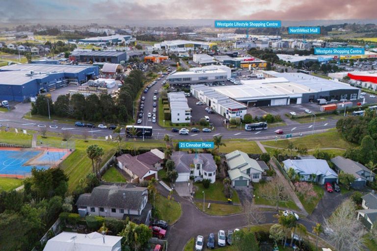 Photo of property in 21 Cinnabar Place, Westgate, Auckland, 0614