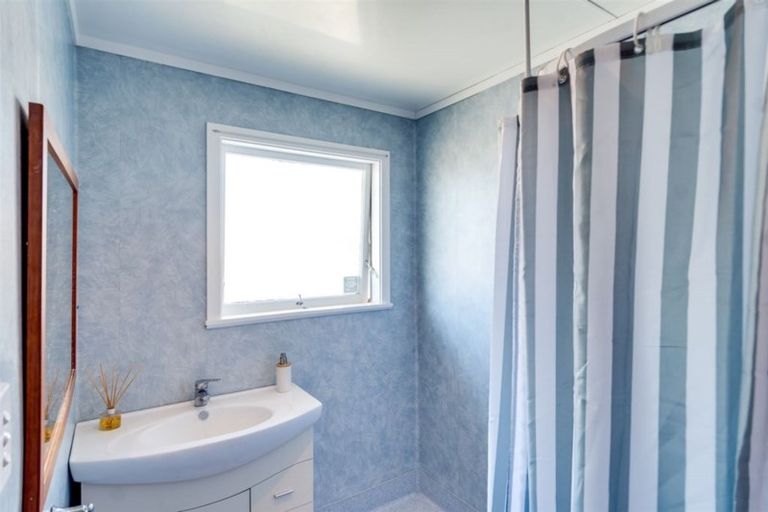 Photo of property in 29 Meeanee Road, Taradale, Napier, 4112