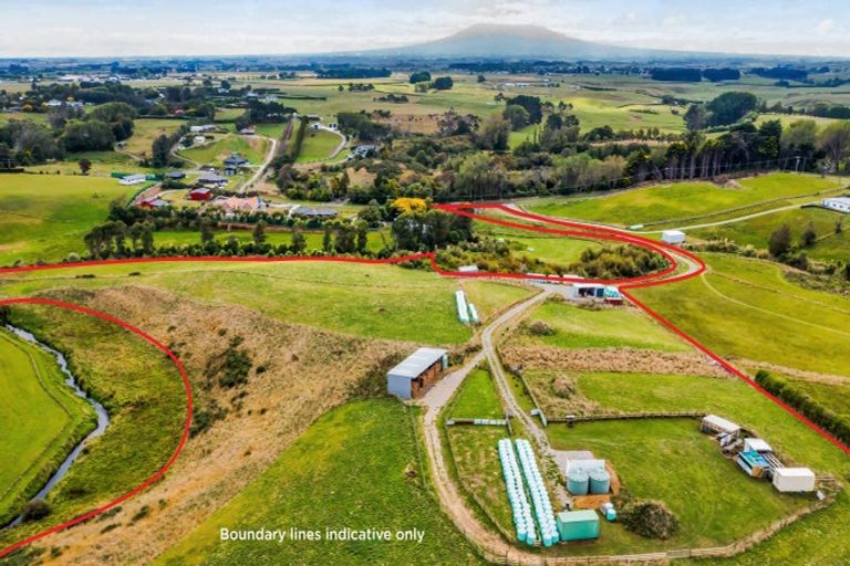 Photo of property in 244 Turuturu Road, Hawera, 4674