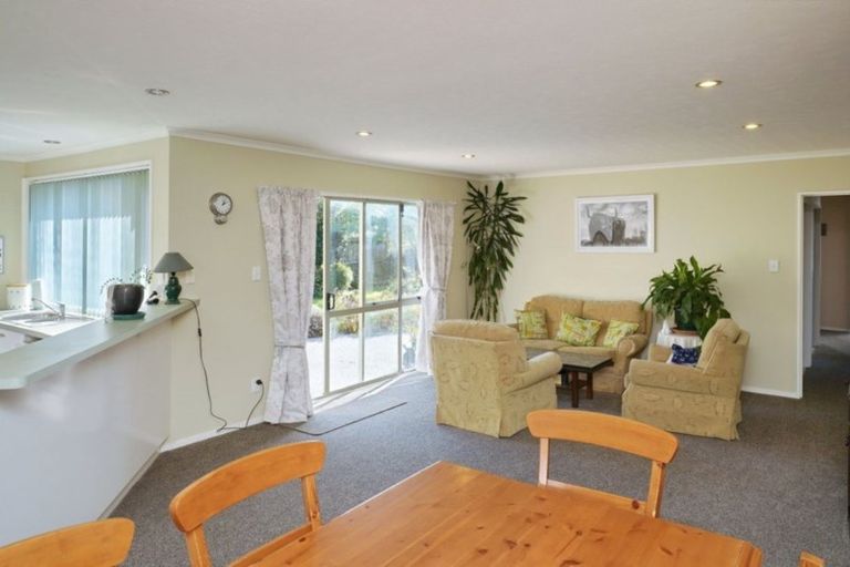 Photo of property in 238 Kingsbury Avenue, Rangiora, 7400