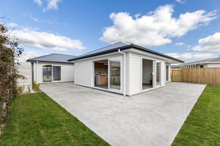Photo of property in 7a Waterford Place, Westbrook, Palmerston North, 4412