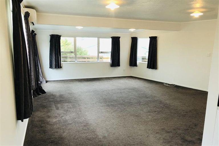 Photo of property in 18 Thimble Lane, Whitby, Porirua, 5024