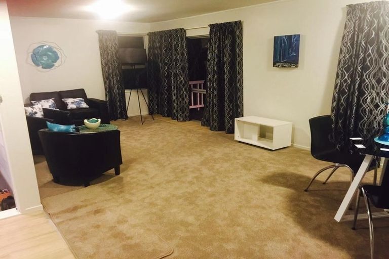 Photo of property in 177a Don Buck Road, Massey, Auckland, 0614