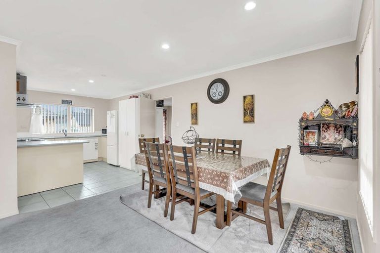 Photo of property in 63 Stratford Road, Manurewa, Auckland, 2105
